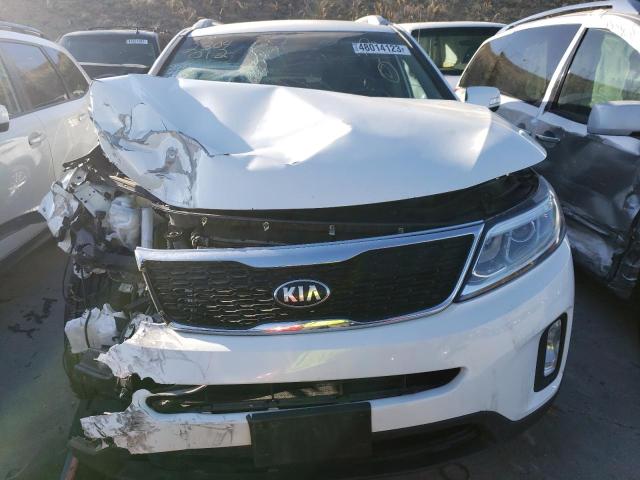 Photo 5 from auction – 2014 KIA SORENTO LX with VIN 5XYKTCA68EG449951