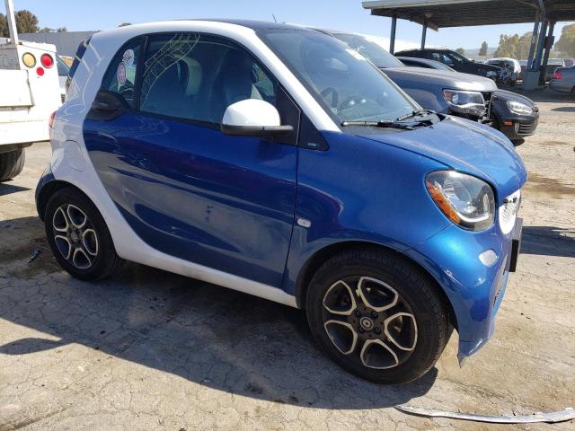 Photo 4 from auction – 2016 SMART FORTWO with VIN WMEFJ5DA2GK047604