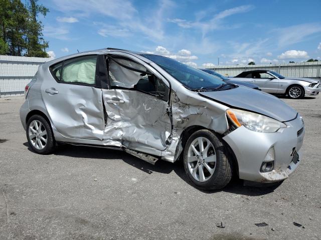 Photo 4 from auction – 2013 TOYOTA PRIUS C with VIN JTDKDTB32D1046144
