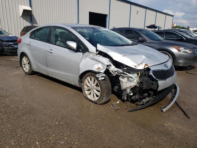 Photo 4 from auction – 2016 KIA FORTE LX with VIN KNAFX4A66G5592644