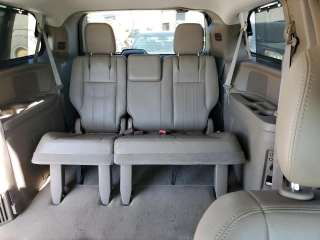 Photo 10 from auction – 2013 CHRYSLER TOWN & COU with VIN 2C4RC1CG2DR509340