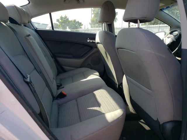 Photo 10 from auction – 2015 KIA FORTE LX with VIN KNAFX4A6XF5329135