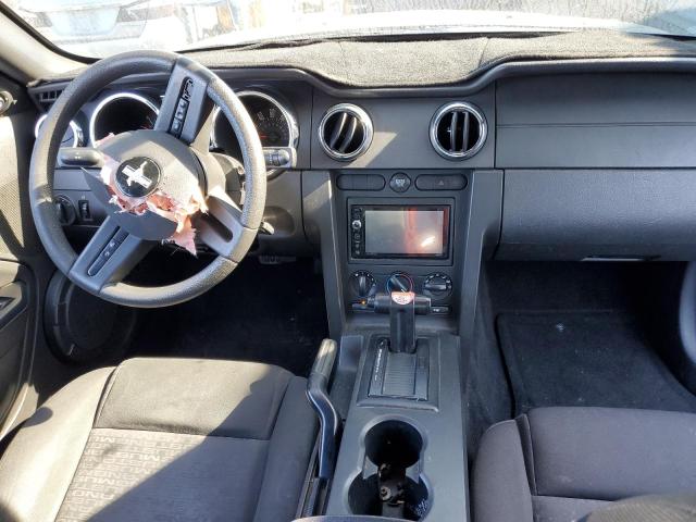 Photo 8 from auction – 2005 FORD MUSTANG with VIN 1ZVFT80N255152610