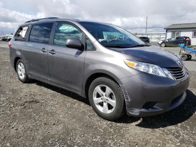 Photo 4 from auction – 2017 TOYOTA SIENNA with VIN 5TDKZ3DC8HS881432