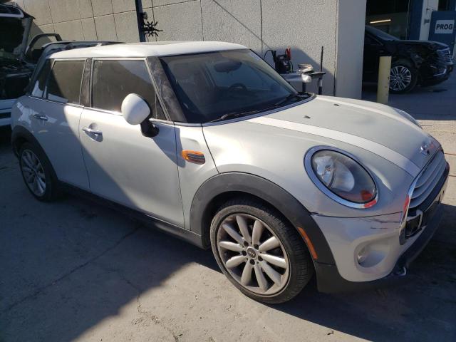 Photo 4 from auction – 2015 MINI COOPER with VIN WMWXS5C59FT832311