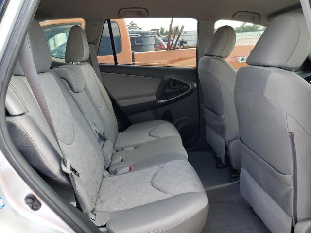 Photo 11 from auction – 2012 TOYOTA RAV4 with VIN JTMBF4DV9CD043172