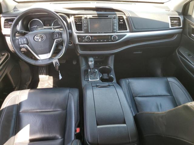 Photo 8 from auction – 2018 TOYOTA HIGHLANDER with VIN 5TDJZRFH4JS556225