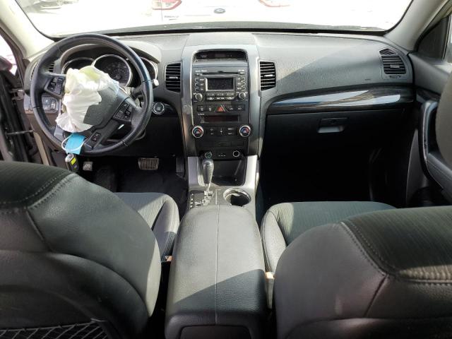 Photo 8 from auction – 2011 KIA SORENTO EX with VIN 5XYKU3A13BG022965