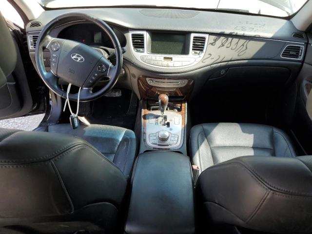 Photo 8 from auction – 2011 HYUNDAI GENESIS 3. with VIN KMHGC4DE0BU121637