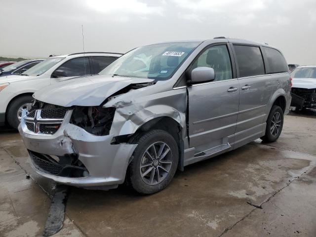 DODGE GRAND CARA 2017 with VIN 2C4RDGCG2HR646168 - Photo from auction
