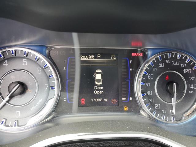 Photo 9 from auction – 2015 CHRYSLER 200 LIMITE with VIN 1C3CCCAB0FN721229