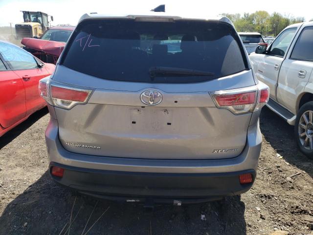 Photo 6 from auction – 2016 TOYOTA HIGHLANDER with VIN 5TDJKRFH3GS344798