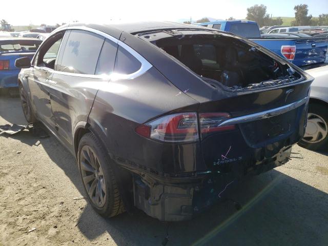 Photo 2 from auction – 2017 TESLA MODEL X with VIN 5YJXCBE20HF052785