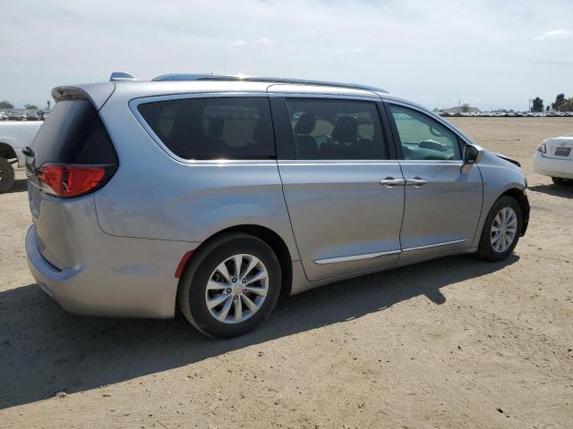 Photo 3 from auction – 2019 CHRYSLER PACIFICA T with VIN 2C4RC1BG1KR732094
