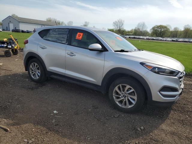 Photo 4 from auction – 2017 HYUNDAI TUCSON SE with VIN KM8J23A4XHU337387