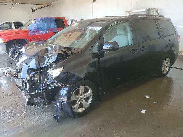 Photo 1 from auction – 2014 TOYOTA SIENNA LE with VIN 5TDKK3DC0ES430933