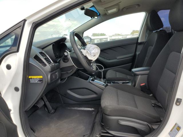 Photo 7 from auction – 2017 KIA FORTE LX with VIN 3KPFK4A76HE122503