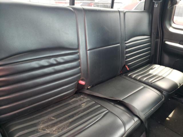 Photo 10 from auction – 2000 FORD F150 with VIN 2FTRX07L2YCB02634