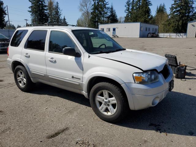 Photo 4 from auction – 2005 FORD ESCAPE HEV with VIN 1FMCU96H05KB95673