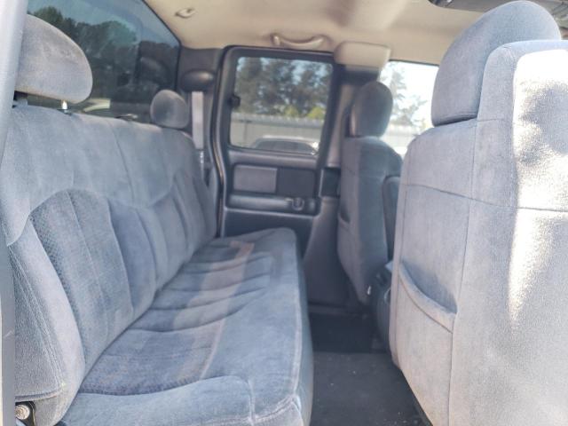 Photo 10 from auction – 2002 CHEVROLET SILVERADO with VIN 2GCEK19T121228373