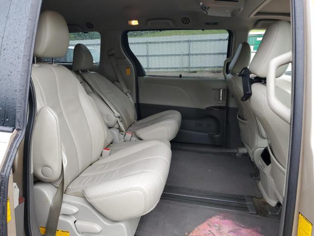 Photo 11 from auction – 2014 TOYOTA SIENNA XLE with VIN 5TDYK3DC2ES516884