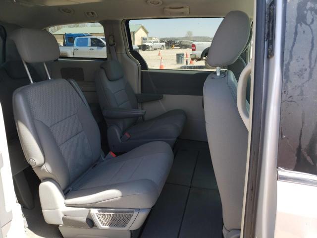 Photo 11 from auction – 2010 CHRYSLER TOWN & COU with VIN 2A4RR5D15AR245598