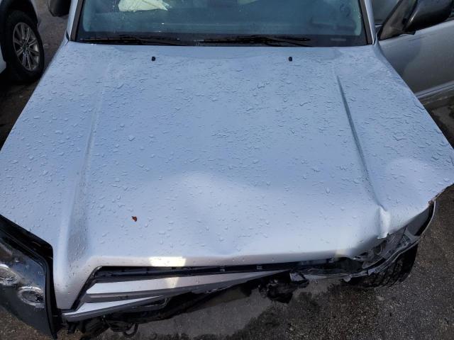 Photo 12 from auction – 2003 TOYOTA 4RUNNER SR with VIN JTEZU14R630016472