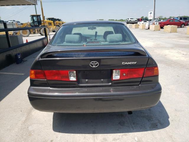 Photo 6 from auction – 2000 TOYOTA CAMRY AUTO with VIN 4T1BG22K4YU939330