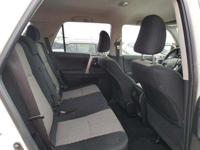 Photo 10 from auction – 2022 TOYOTA 4RUNNER SR with VIN JTEEU5JRXN5253241