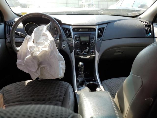 Photo 8 from auction – 2011 HYUNDAI SONATA SE with VIN 5NPEC4AC7BH120963