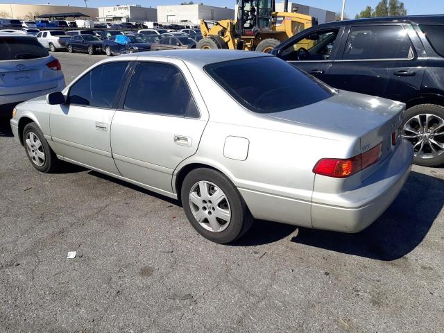 Photo 2 from auction – 2000 TOYOTA CAMRY CE with VIN 4T1BG22K7YU660406