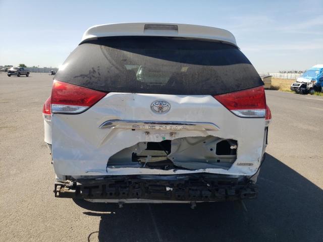 Photo 6 from auction – 2011 TOYOTA SIENNA XLE with VIN 5TDYK3DC9BS074942