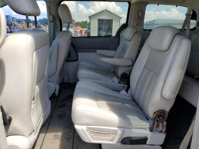 Photo 11 from auction – 2008 CHRYSLER TOWN & COU with VIN 2A8HR54P28R740530
