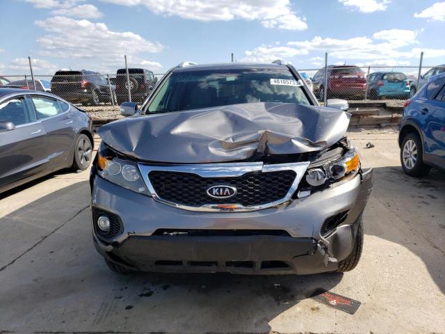 Photo 5 from auction – 2013 KIA SORENTO LX with VIN 5XYKT3A63DG363719