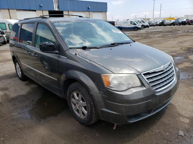 Photo 4 from auction – 2010 CHRYSLER TOWN & COU with VIN 2A4RR5D19AR334400