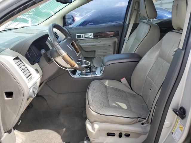Photo 7 from auction – 2010 LINCOLN MKX with VIN 2LMDJ8JC2ABJ07976