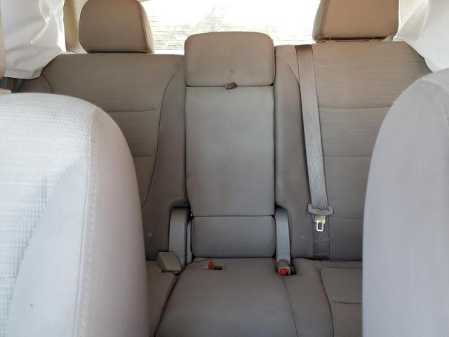 Photo 10 from auction – 2015 KIA SORENTO LX with VIN 5XYKT3A62FG555992