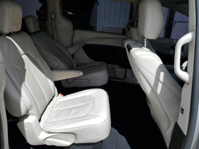 Photo 10 from auction – 2017 CHRYSLER PACIFICA T with VIN 2C4RC1EG4HR570840