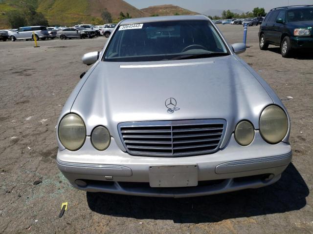 Photo 5 from auction – 2001 MERCEDES-BENZ E-CLASS with VIN WDBJF70J71B242356