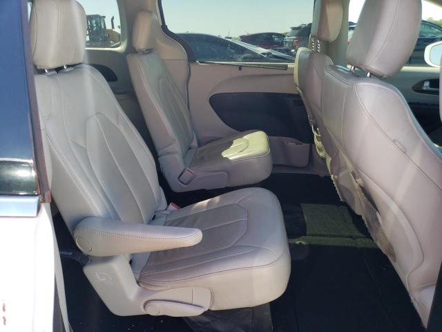 Photo 11 from auction – 2017 CHRYSLER PACIFICA T with VIN 2C4RC1BG8HR703359
