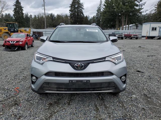 Photo 5 from auction – 2018 TOYOTA RAV4 LIMIT with VIN JTMDFREV1JJ259746