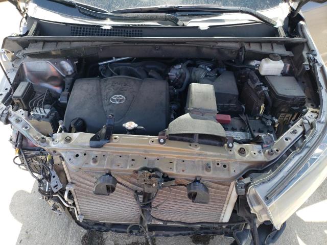 Photo 12 from auction – 2019 TOYOTA HIGHLANDER with VIN 5TDJZRFH9KS620521