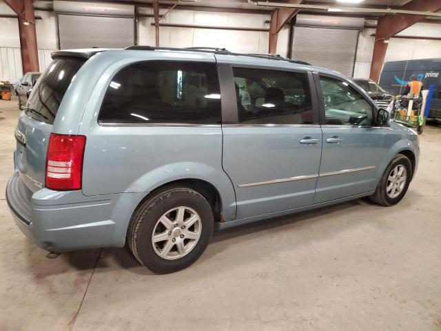Photo 3 from auction – 2010 CHRYSLER TOWN & COU with VIN 2A4RR8DXXAR320799
