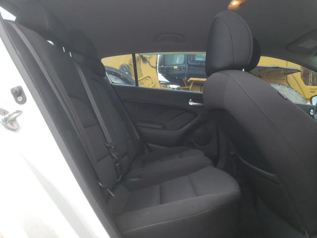 Photo 10 from auction – 2017 KIA FORTE LX with VIN KNAFK5A82H5678556