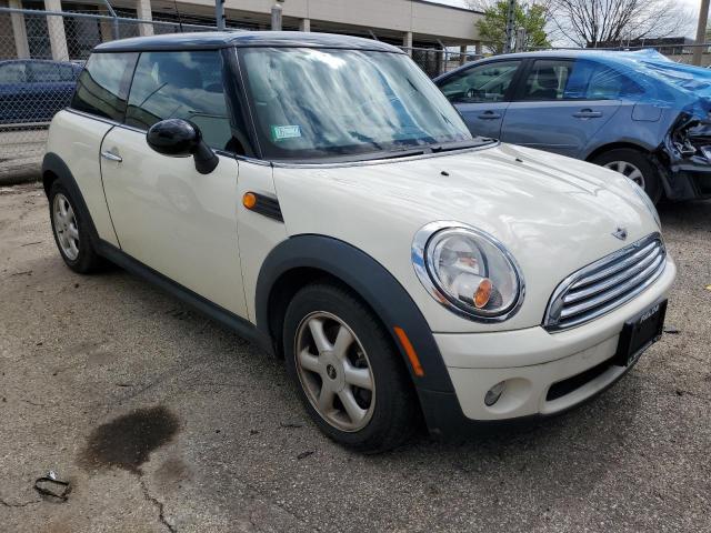 Photo 4 from auction – 2007 MINI COOPER with VIN WMWMF33537TT58496