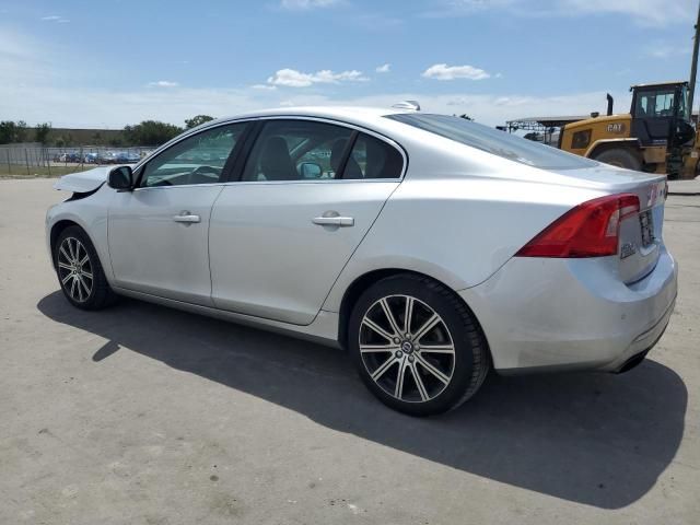 Photo 2 from auction – 2016 VOLVO S60 PREMIE with VIN LYV402FK0GB101736