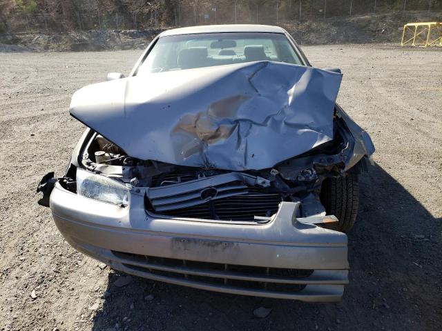 Photo 5 from auction – 1998 TOYOTA CAMRY CE with VIN 4T1BF22K0WU045101