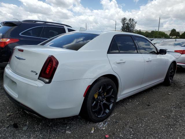 Photo 3 from auction – 2019 CHRYSLER 300 S with VIN 2C3CCABG1KH535989