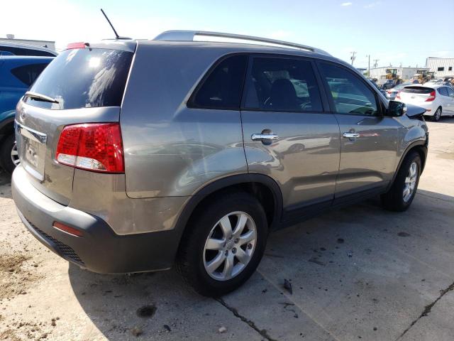 Photo 3 from auction – 2013 KIA SORENTO LX with VIN 5XYKT3A63DG363719