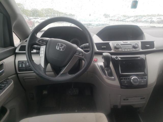 Photo 8 from auction – 2017 HONDA ODYSSEY SE with VIN 5FNRL5H34HB024079